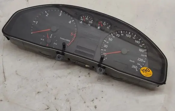 Audi A4 S4 B5 8D Speedometer (instrument cluster) 8D0919861F