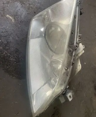 Ford Focus Headlight/headlamp