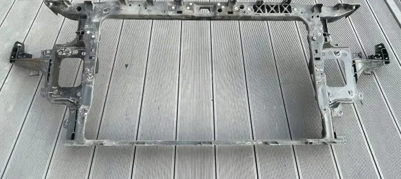 Hyundai i30 Radiator support slam panel 64101G4000