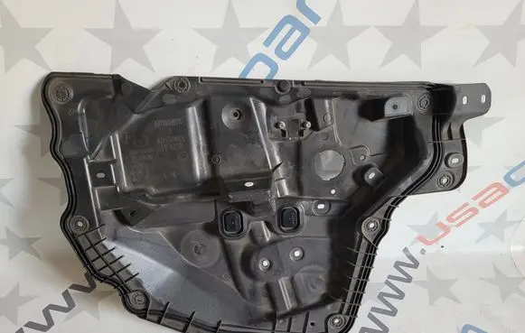 Mazda CX-5 Front window lifting mechanism without motor KD355997X