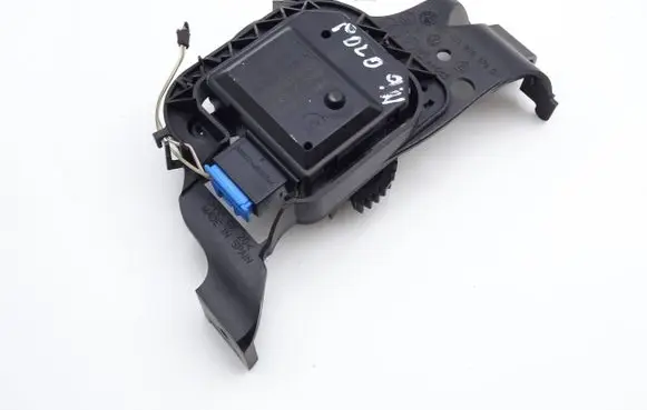 Volkswagen Polo IV 9N3 Air flap motor/actuator 309368201CE 309368201 H14909012966
