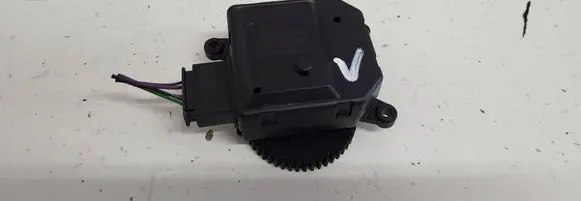 Opel Zafira B A/C air flow flap actuator/motor 309372800 D81109015180