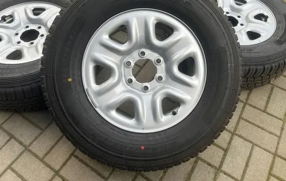Toyota Land Cruiser (J150) R17 steel rim 