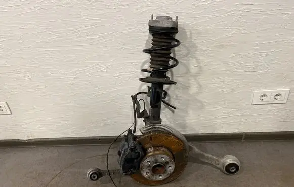 BMW 4 G22 G23 G24 G26 Front wheel hub spindle knuckle 6888856 7868793 6878610