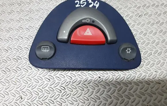 Smart ForTwo I Hazard light switch