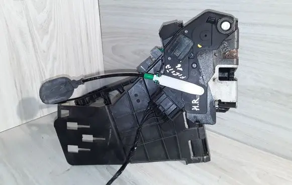 Ford Fiesta Rear door lock AM5AR26412AF