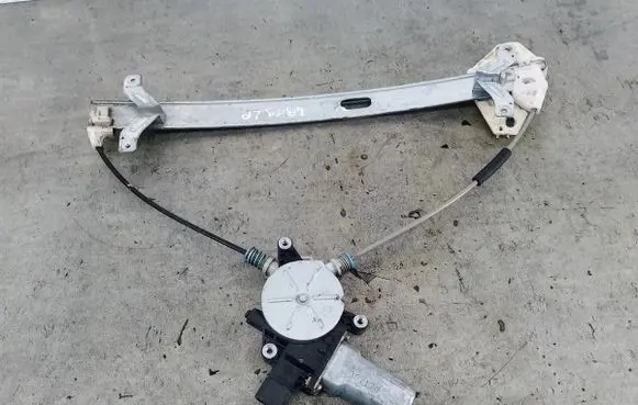 Honda Accord Front door window regulator with motor 