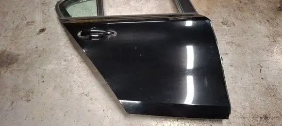 BMW 1 E81 E87 Rear door 7191018 668 41525A2A384