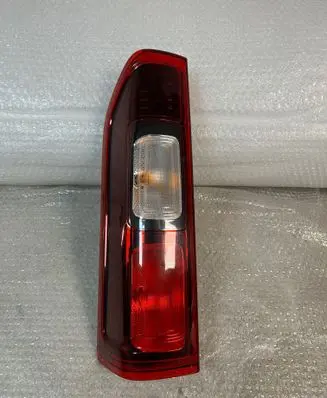 Renault Trafic III (X82) Rear/tail lights 265556737R