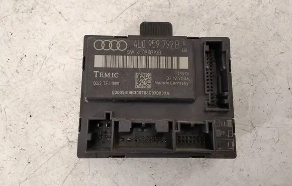 Audi Q7 4L Door control unit/module 4L0959792B 0033TFJ0001 4L0910793B
