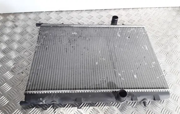 Coolant radiator