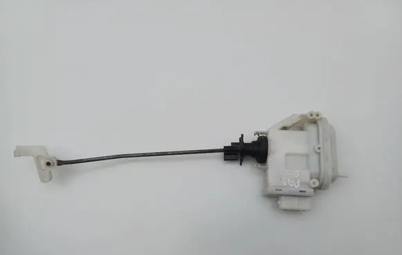 Volkswagen PASSAT B3 Central locking motor 357862153H