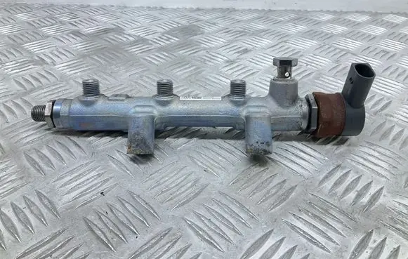Audi A6 Allroad C7 Fuel pressure regulator 059130090CN 057130764AE