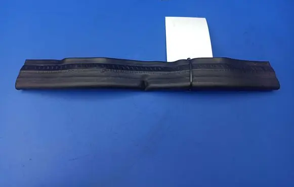 Mercedes-Benz C W204 Engine compartment rubber A2046280998