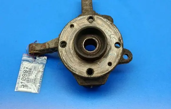 Renault Kangoo I Front wheel hub spindle knuckle