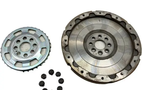 Toyota RAV 4 (XA50) Flywheel OYT25235