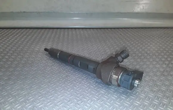 Skoda Superb B6 (3T) Fuel injector 0445110369 03L130277J