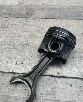 Opel Astra K Piston 0687776302