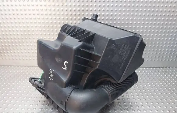 Mercedes-Benz B W245 Air filter box S26380660 A2660900001