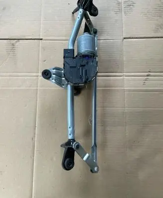 Audi A3 S3 8V Front wiper linkage and motor 8V1955119C