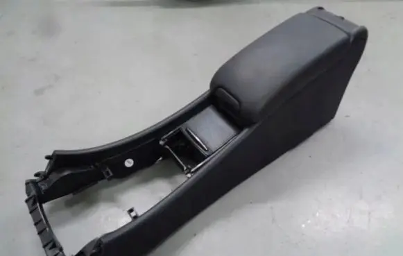 Mercedes-Benz C W203 Center console