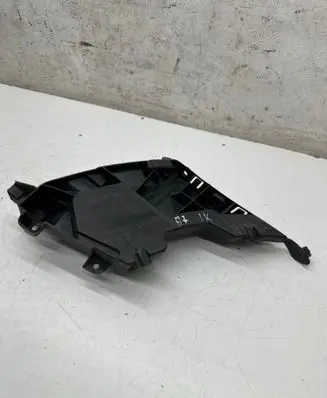 Audi A7 S7 4G Front bumper mounting bracket 4G8807283C