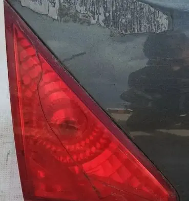 Peugeot 3008 I Tailgate rear/tail lights Pilka