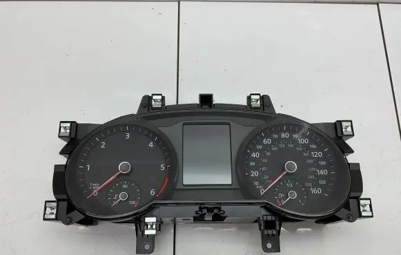 Volkswagen PASSAT B8 Speedometer (instrument cluster) 3G0920941A