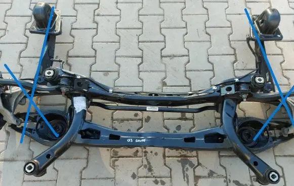Audi Q3 F3 Rear axle beam audq383a29263