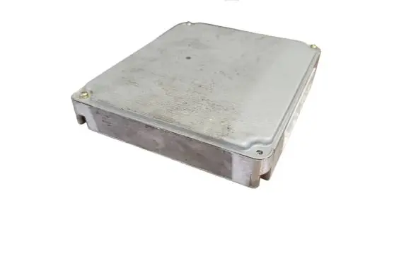 Toyota Avensis T250 Engine control unit/module 8966105690 MB1758006325
