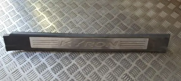 SsangYong Kyron Front sill trim cover 7729009000 77290-09000