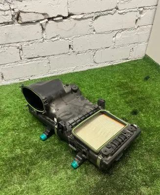 Mercedes-Benz E W213 Air filter box A6540902501
