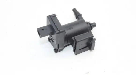 Mercedes-Benz CLK A209 C209 Engine mount vacuum valve A2038000178