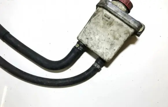 Power steering fluid tank/reservoir