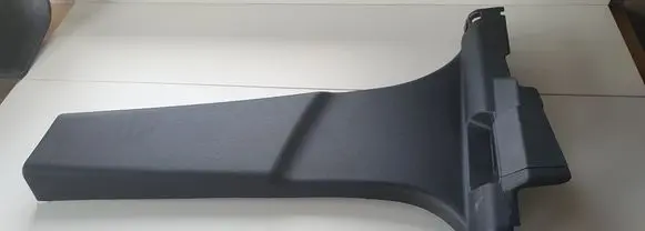 Nissan Qashqai Pillar (middle) 