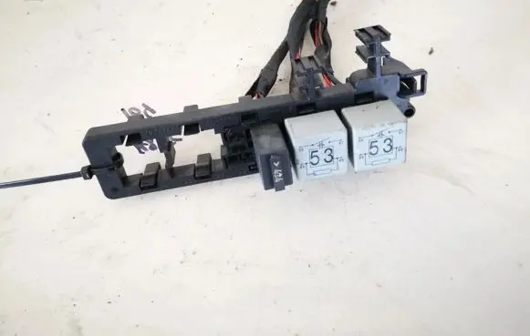 Volkswagen PASSAT B6 Fuse box set 1k1937503