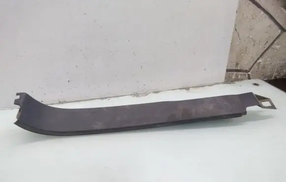 Volkswagen Touran I Rear sill trim cover