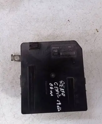 Renault Scenic II - Grand scenic II Fuse module 8200481866