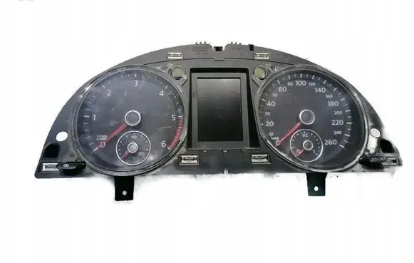Volkswagen PASSAT B6 Speedometer (instrument cluster) 3C0920872B