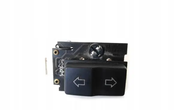 Land Rover Range Rover P38A Electric window control switch YUF101570