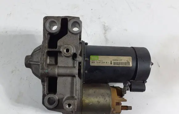 Peugeot 607 Starter motor D6RA107 0144JCR