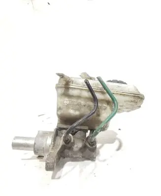 Master brake cylinder