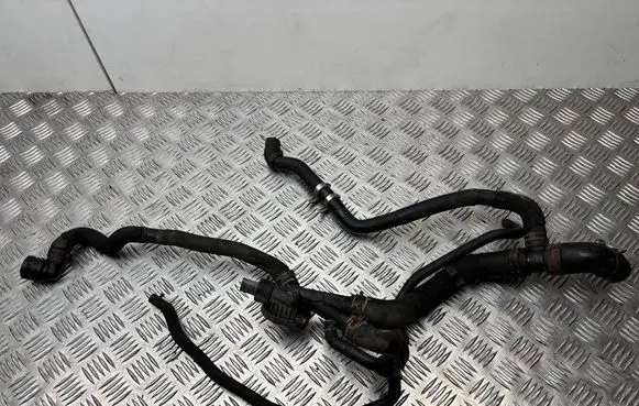 Skoda Rapid (NH) Engine coolant pipe/hose 03L121157AL 6R0122101BC 03L121131AA