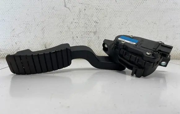 Renault Laguna II Accelerator throttle pedal 8200003392 6PV00811901