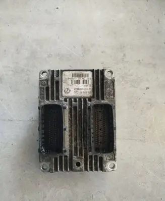 Fiat Punto (188) Engine control unit/module 51798649