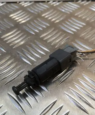 Clutch pedal sensor