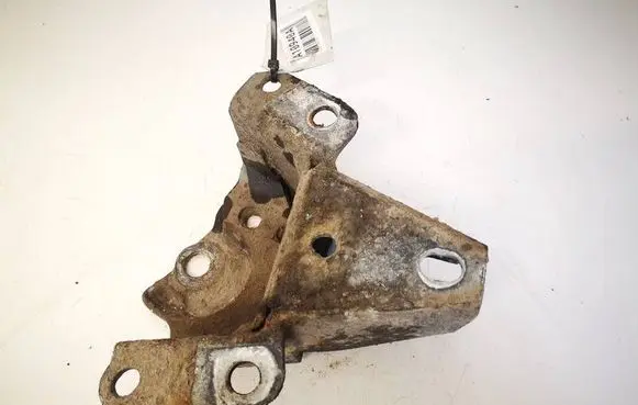 Renault Laguna II Engine mounting bracket 