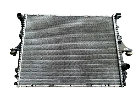 Volkswagen Touareg I Coolant radiator 7L6121253B E1471