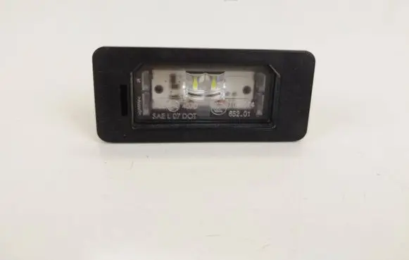 BMW 5 G30 G31 Number plate light 7193293