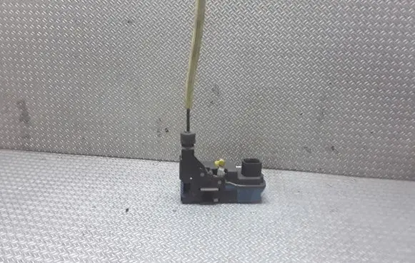Volvo S60 Front door lock